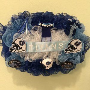 TENNESSEE TITANS FOOTBALL WALL HANGING
